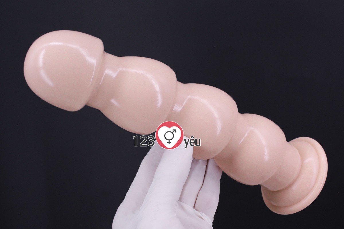 Dương vật giả có đế rất lớn và có nhiều kích cỡ 8