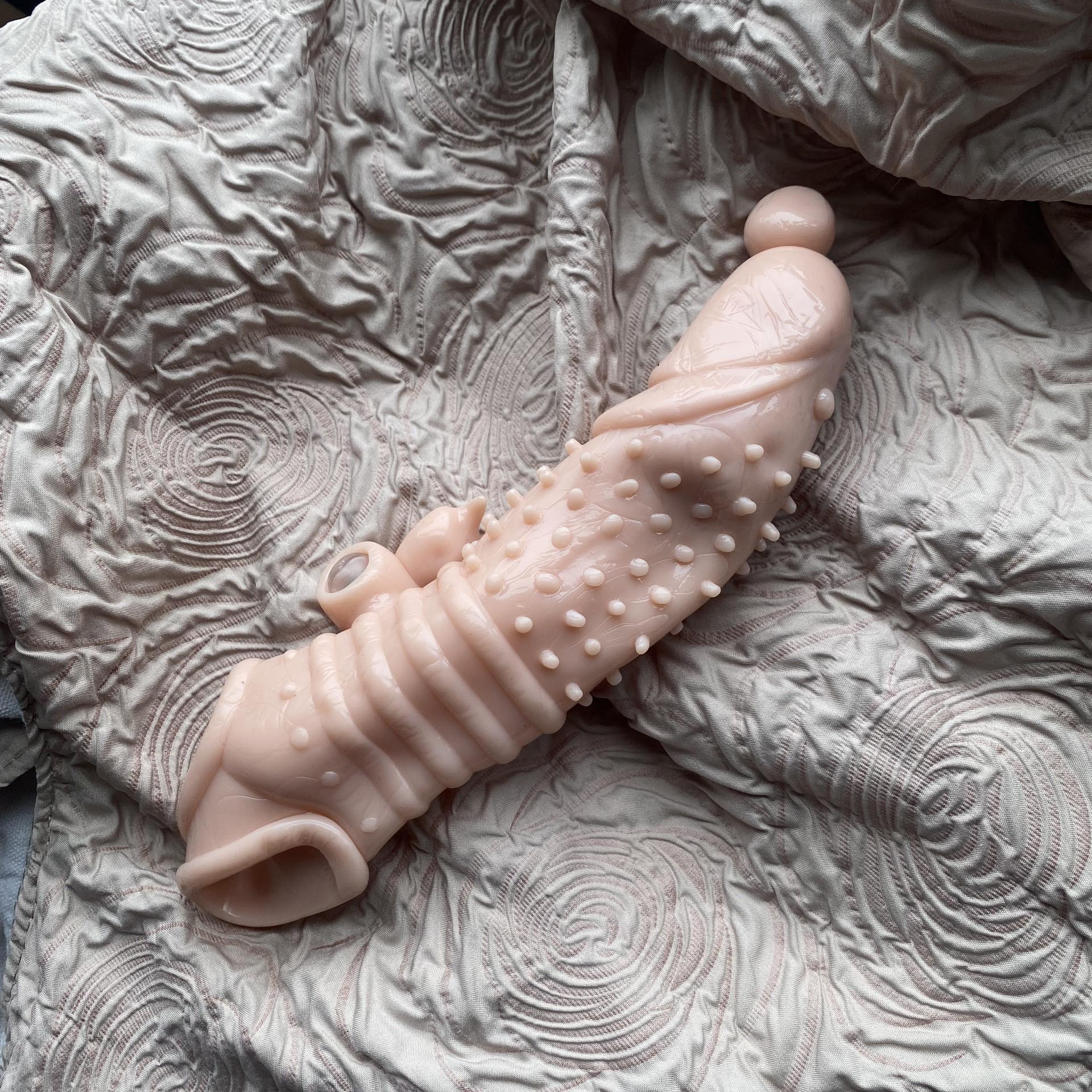 Bao cao su Jiuai có 2 động cơ rung