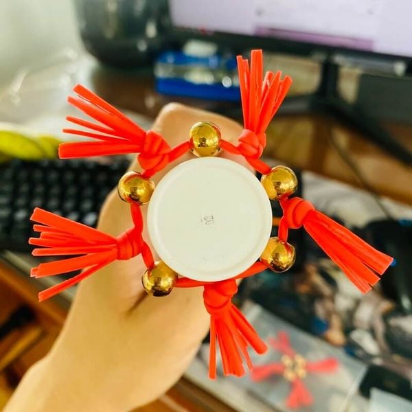 Râu rồng đỏ, đàn hồi tốt, 5 cánh cao su, 5 quả bóng