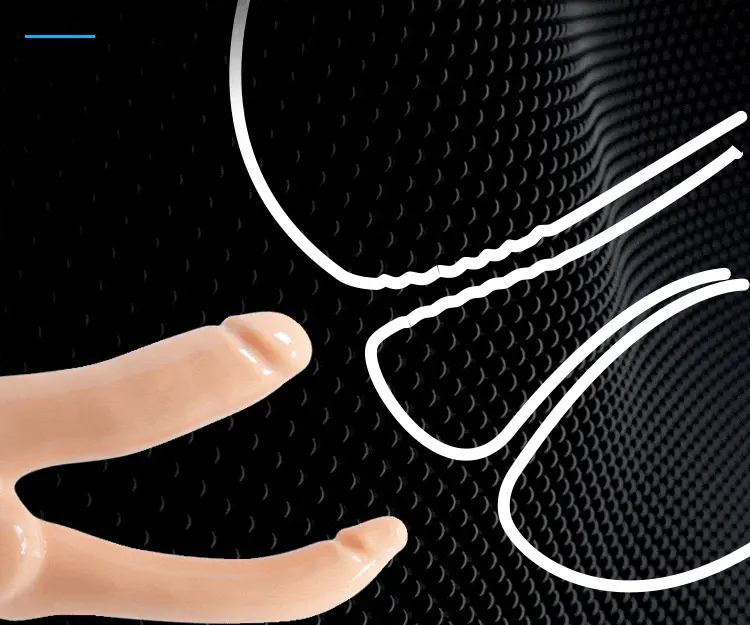 Cu giả có dây đeo 2 đầu siêu rung như thật DC65M với trọng lượng nặng và thiết kế tinh hoàn sống động, mang lại cảm giác làm tình chân thật nhất.