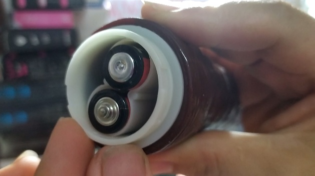 dương vật giả màu nâu sẫm 02