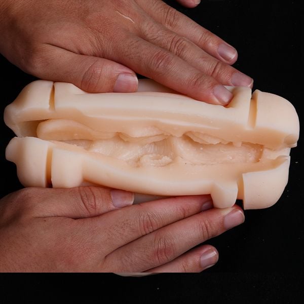 Cốc thủ dâm 2 đầu anime mở âm đạo hậu môn cầm tay