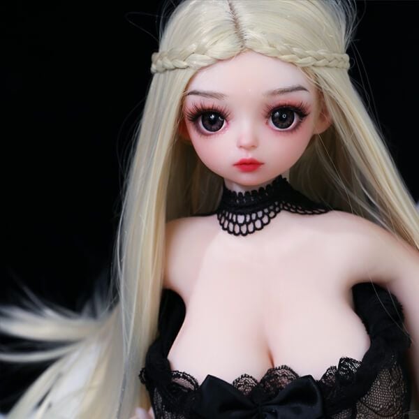 Búp bê tình dục anime mini với thân hình bụ bẫm và bộ ngực khủng